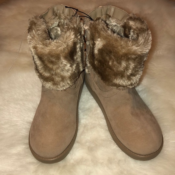 guess fur lined boots
